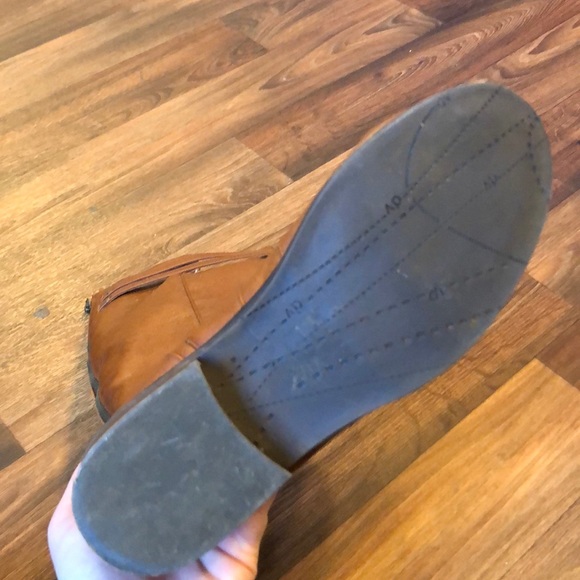 boots - Picture 3 of 3